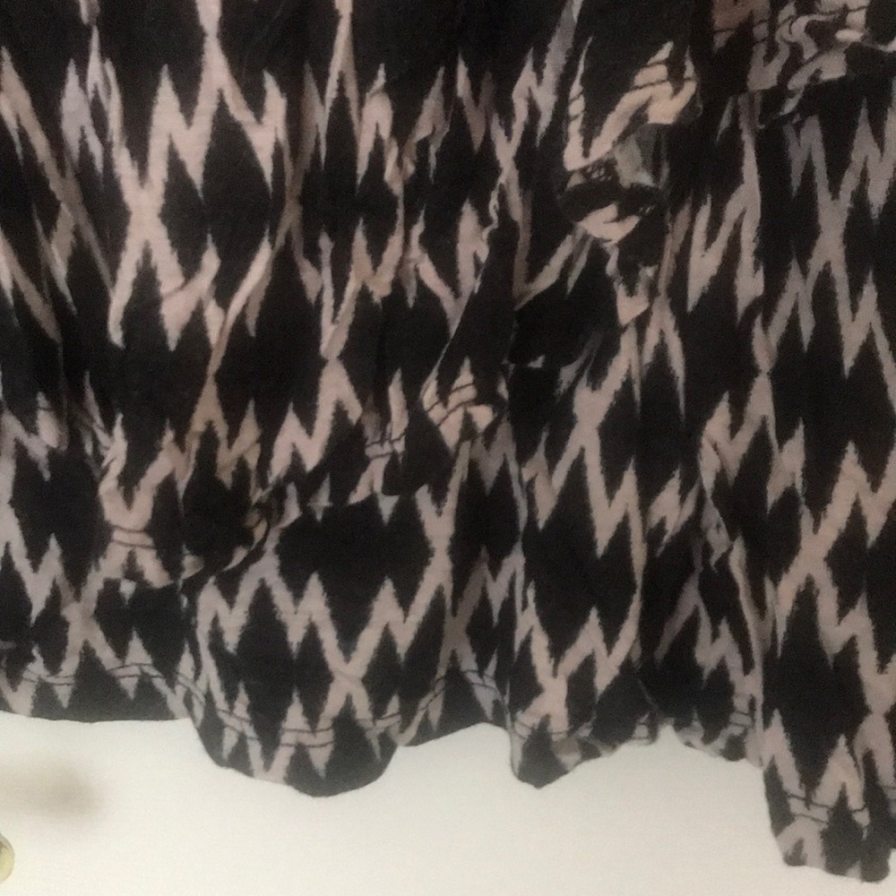 Lush Crop Top - Picture 4 of 5